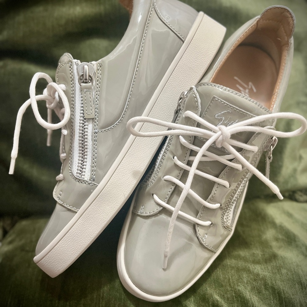 Giuseppe Zanotti Gail Light Gray Patent Sneakers